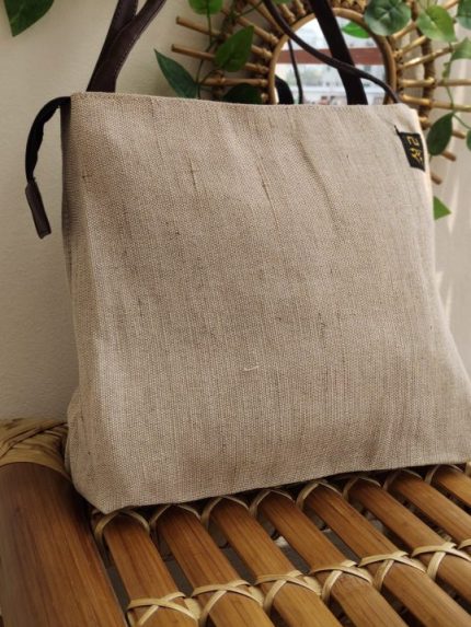 Jute cotton bag with zipper system